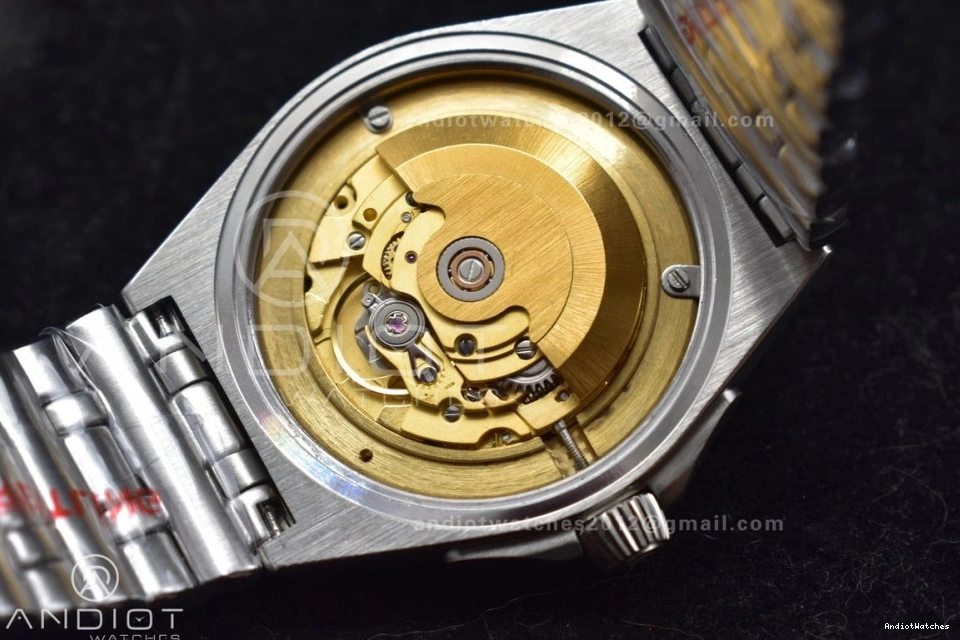 Factory 532 Chronomat Best Automatic BLS On Edition 1:1 A 40mm Breitling GMT White SS Bracelet Dial HighPerformance 0320